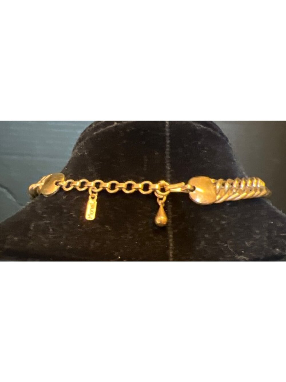 Monet Vintage Gold-Tone Cuban Link Chain Necklace With Adjustable Lobster Clasp - Picture 4 of 10